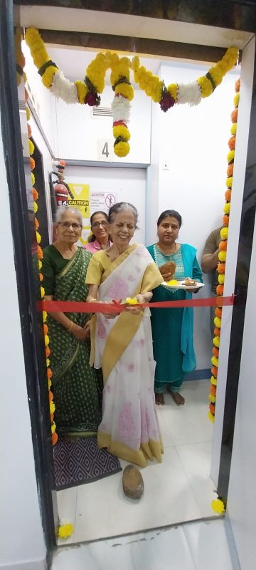 Inauguration of new Dental Chair at Dadar Centre by Smt. Shanteri Nagesh Nayak - GSBS Medical Trust - Dadar - Mumbai